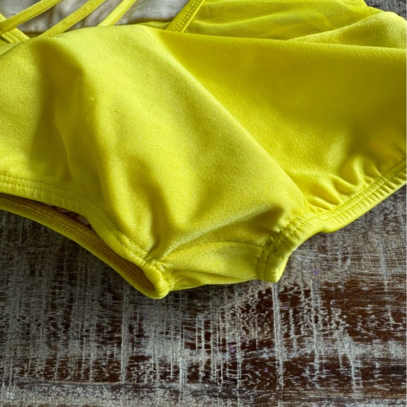 LA Designs Dance Leotard Size Child Large Yellow - Picture 9 of 9